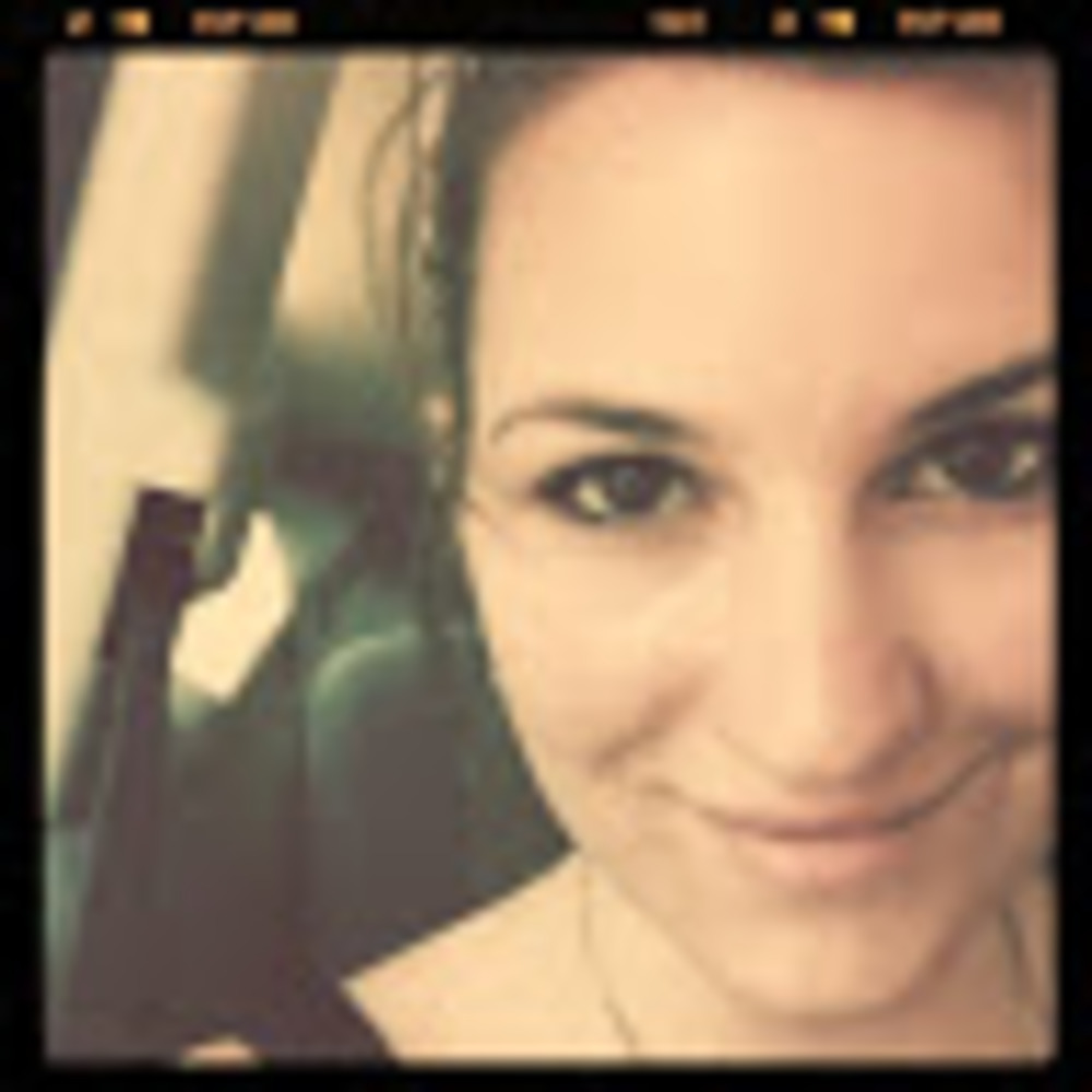 Meet your Posher, Caitlyn